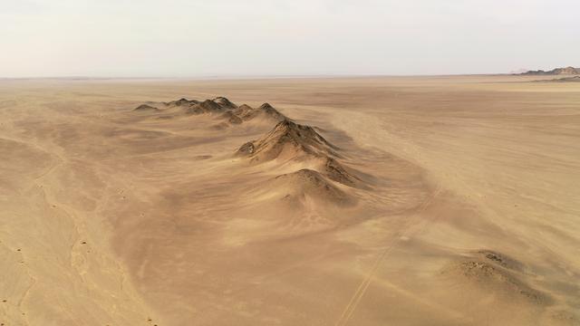 全球十大经典沙漠电影（奥斯卡获奖电影沙丘场景与柴达木的戈壁沙漠景观）(19)